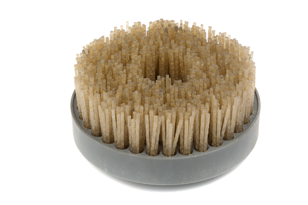 DIAMOND ROUND BRUSH 120mm GRIT 24 M5/8 RESINED